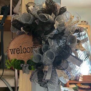 Black and Gray Welcome Mesh Wreath